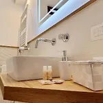 Terrazza Caracciolo *