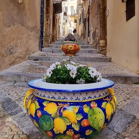 Terrazza Caracciolo Apartamento *